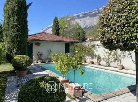 ISERE – SAINT-ISMIER  FACE A BELLEDONNE - 4837LY