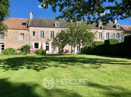 Elégance et sérénité pour cette maison XVIIIème à 17 mn de Caen - 20383NO