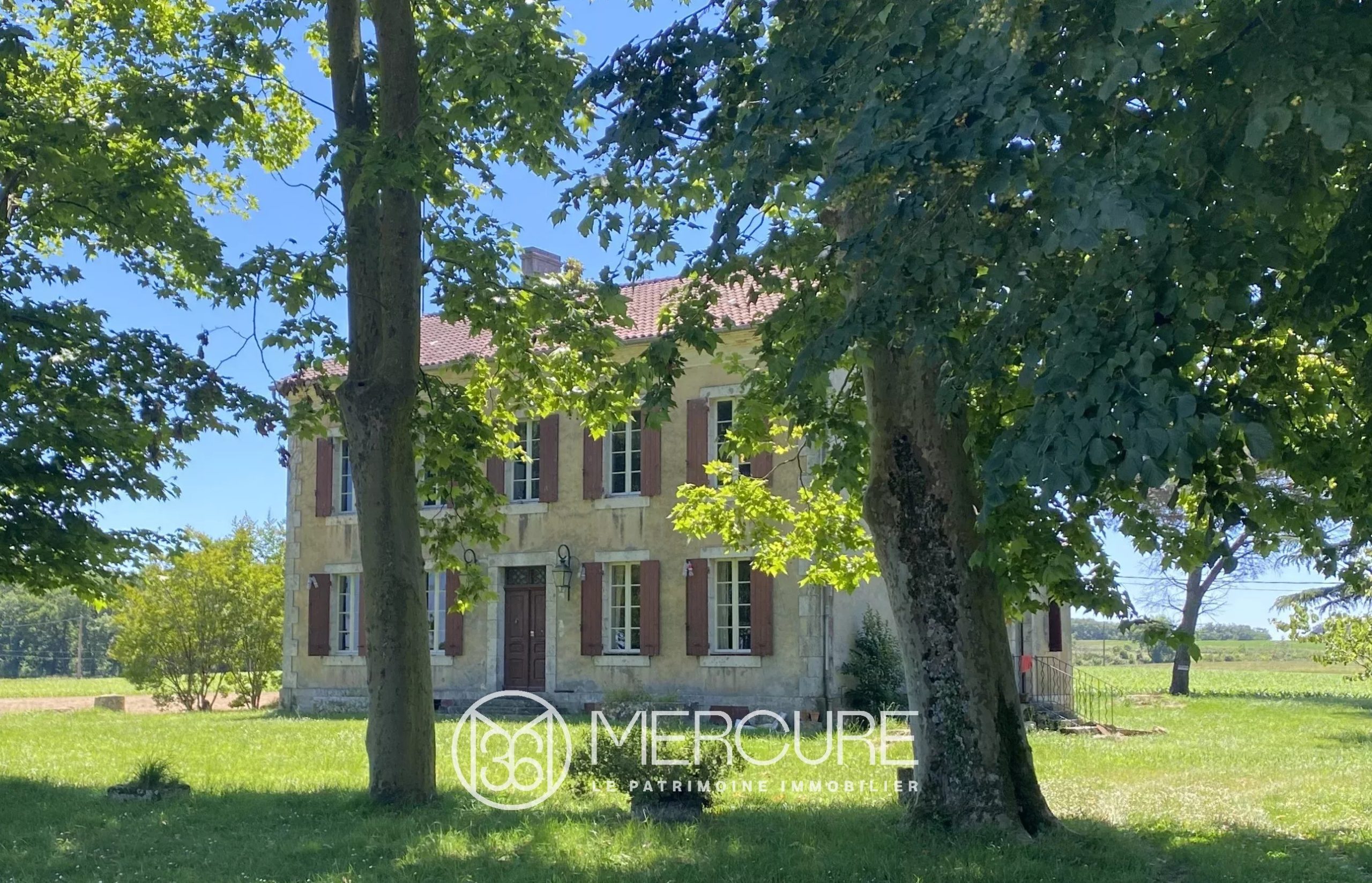 MAISON DE MAÎTRE – 32 HA ET DEPENDANCES – LOT-ET-GARONNE - 901065bx