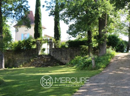 PROPRIÉTÉ – PARC, TENNIS ET PISCINE  –  NÉRAC (LOT-ET-GARONNE) - 901048bx
