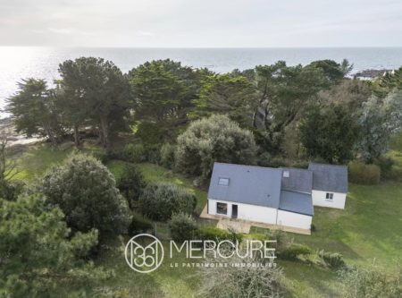 Finistère Sud, Maison au bord de la plage - 21060BR