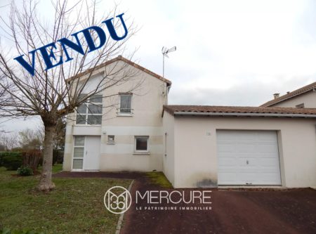 PAVILLON SURELEVE DE TYPE 4 SUR TERRAIN 617 M² - 9125-009MO