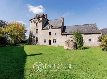 Morbihan, Josselin, authentique manoir breton du XVIIe siècle - 21409BR