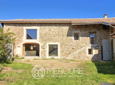COUP DE COEUR – Rénovation d’architecte au cœur du Beaujolais - 5006LY