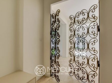 5-ROOM LUXURY APARTMENT WITH 2 PATIOS - 9037TS