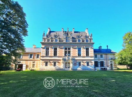 19th-CENTURY CHATEAU NEO GOTHIC ELEGANCE IN THE HEART  OF THE SAINTONGE COUNTRYSIDE - 10234PO