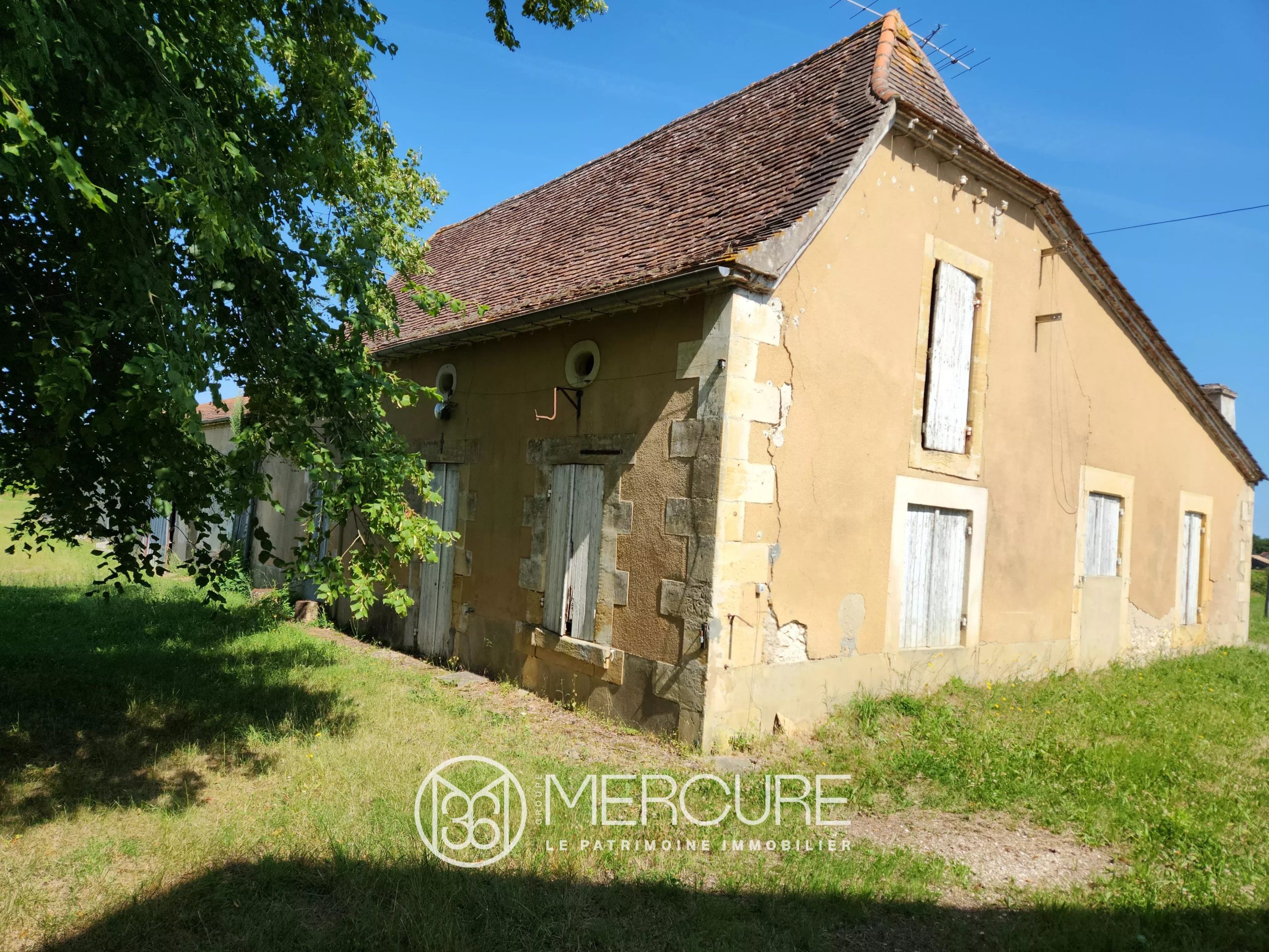 BERGERAC – PROPRIETE 45HA SANS NUISANCE A RESTAURER - 900988bx