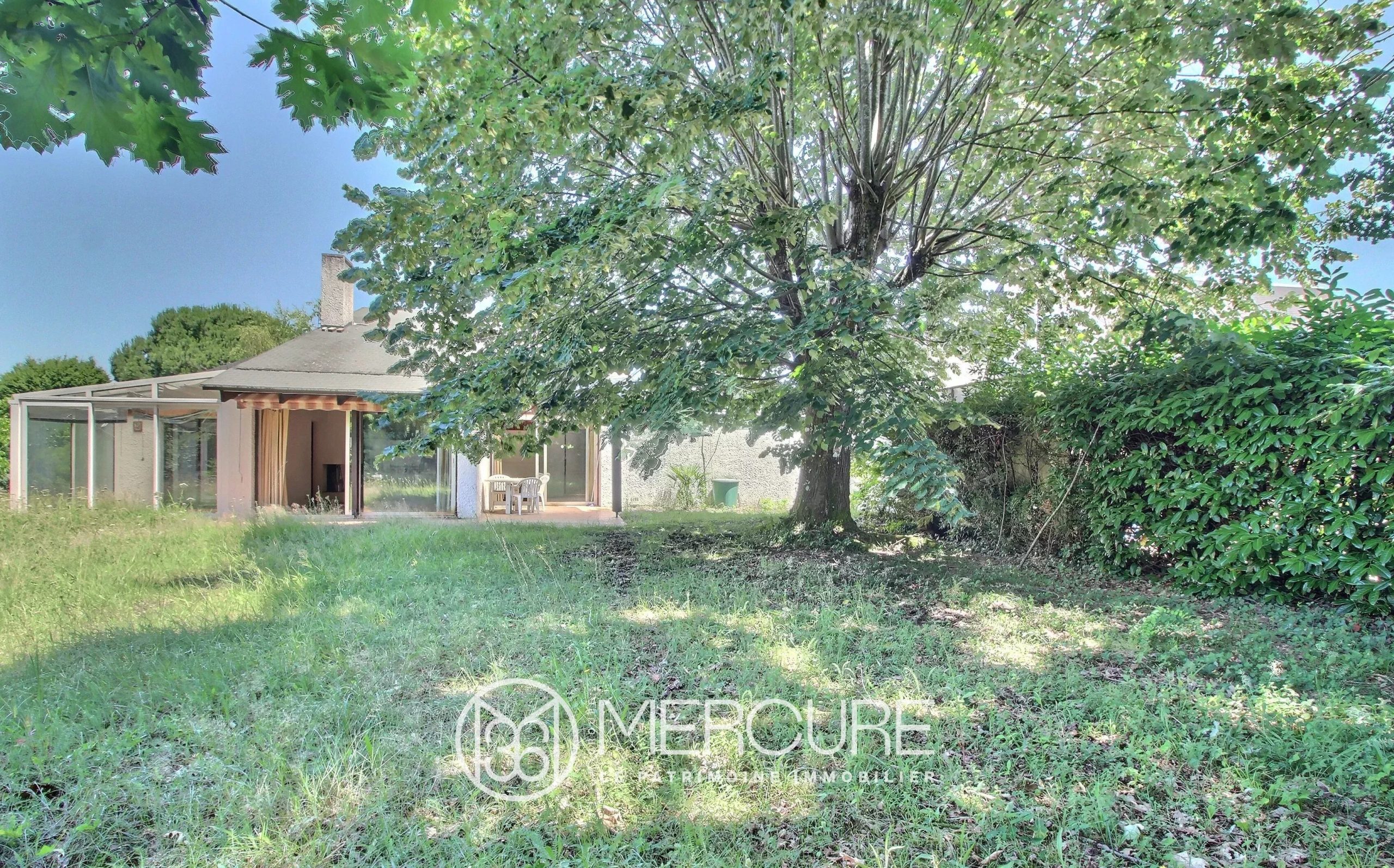 MAISON D&rsquo;ARCHITECTE AVEC BEAU TERRAIN A MÉRIGNAC CENTRE - 900874bx