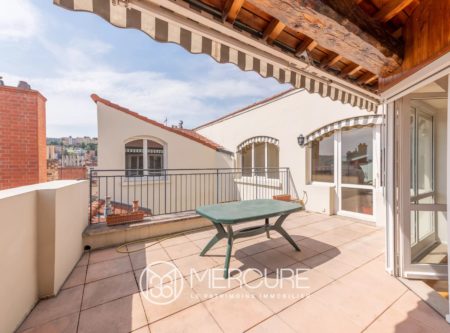 A LOUER – APPARTEMENT MEUBLE – LYON 2° – BELLECOUR - 4525LY