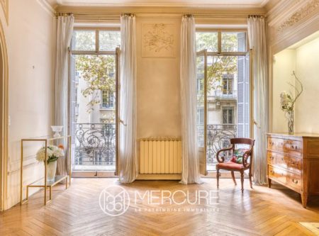 LYON 3° PREFECTURE – APARTEMENT OF 218.62 sqm - 5005LY