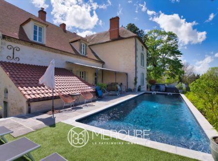 ALLIER, CHARROUX LUXURIOUS RENOVATED XVIIIth CENTURY MANOR HOUSE, SWIMMING POOL AND OUTBUILDINGS 7500 sqm LAND - 21301AU