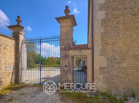 Near Falaise – restored XVIth Priory - 20767NO