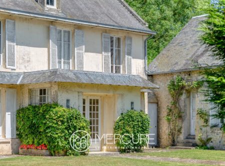 Normandy, Close to the sea – family home, potential guesthouse, building plot. - 21302NO