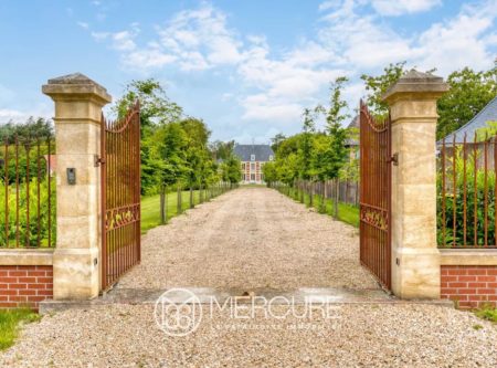 Normandy, Exclusive – Near Bourg-Achard – charming renovated manor house - 20703NO