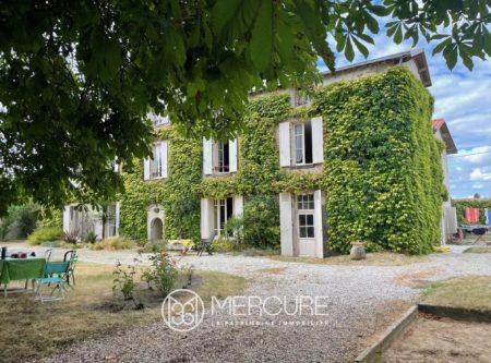 FAMILY PROPERTY - 10252PO