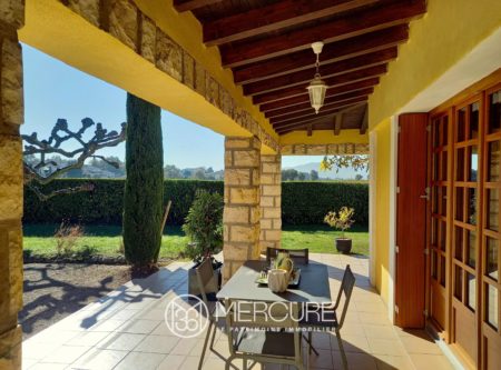 Villa de 180 m² avec piscine - 5009LY