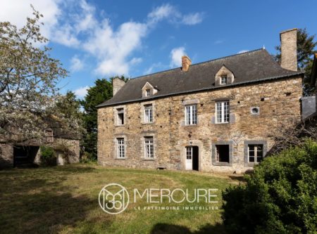 Exclusivité, Aux portes de La Gacilly, Manoir du XVe siècle, dépendances et sa chapelle - 21182BR