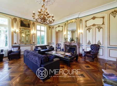 BEAUTIFUL PROPERTY OF THE XIXth CENTURY OF TUSCAN STYLE IN THE HEART OF A CLOSED PARK AND RAISES ABOUT 2.8 HECTARES. - 21346VA