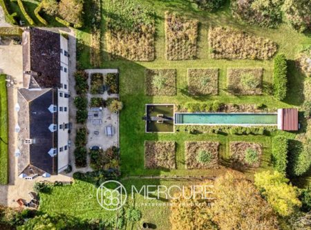 ORNE – PROPRIETE D’EXCEPTION RESTAUREE ENTOUREE DE 12 HA - 20953NO