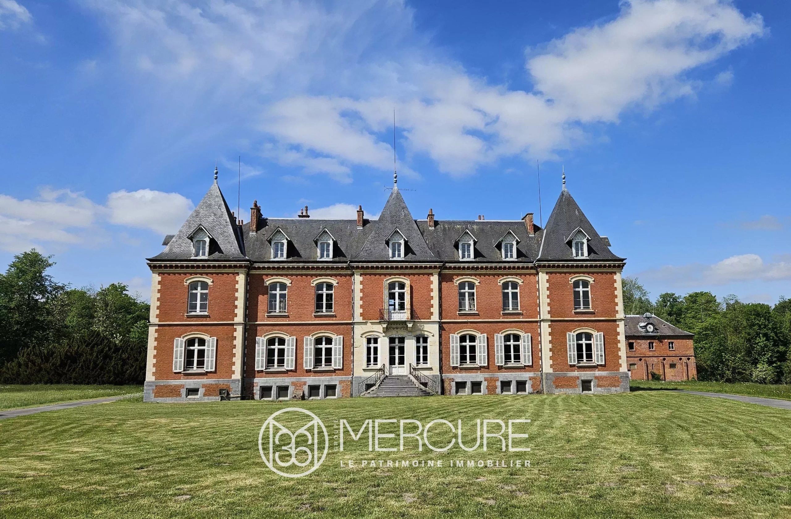 aisne – Chateau and outbuildings in a 4.75 ha park - 80631PI