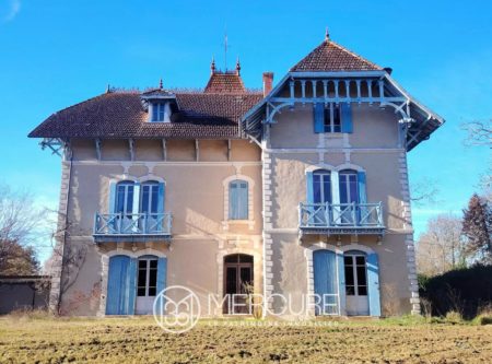 MAISON DE MAITRE DE 1910 AVEC PISCINE - 9275TS