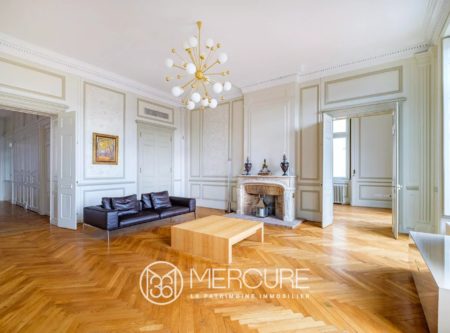 LYON ° – Bellecour – Appartement de prestige de 327 m² en excellent état. - 5012LY