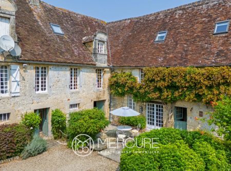 Between Caen & Falaise – Ideal bed and breakfast – Manoir XVII / XVIIIe - 20894NO