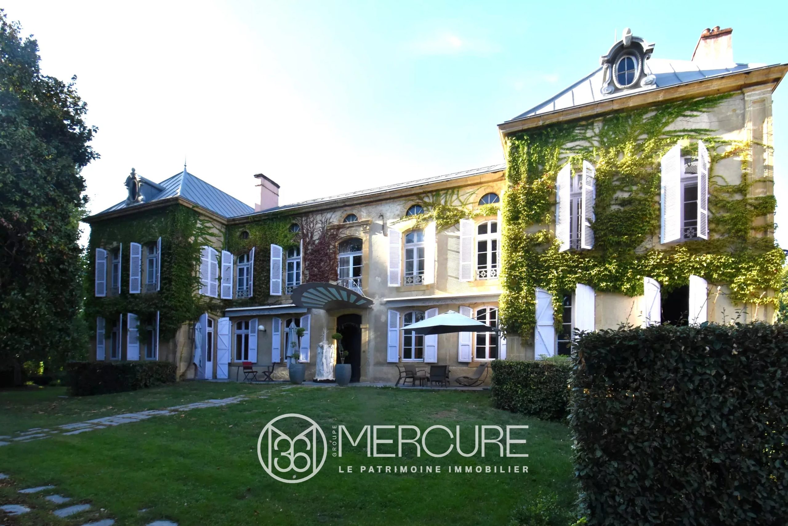 PROPRIETE XIXè –  JOLI PARC PISCINABLE – DEPENDANCE - 9148TS