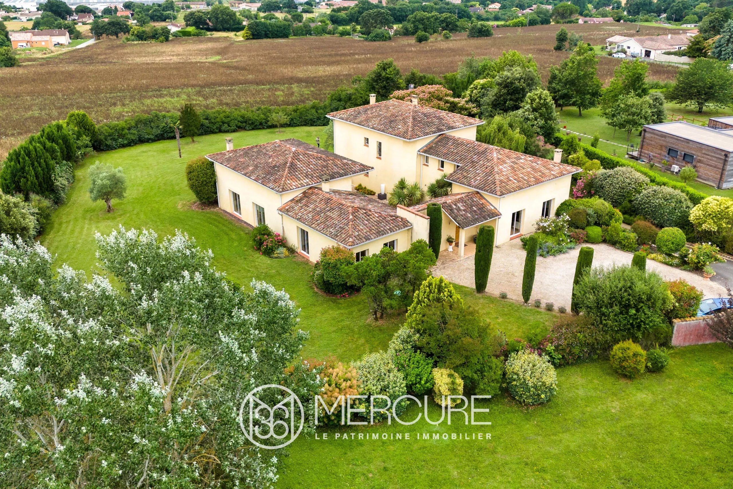 VILLA D&rsquo;EXCEPTION – PISCINE – HAMMAM – VUE PYRÉNÉES - 9028TS