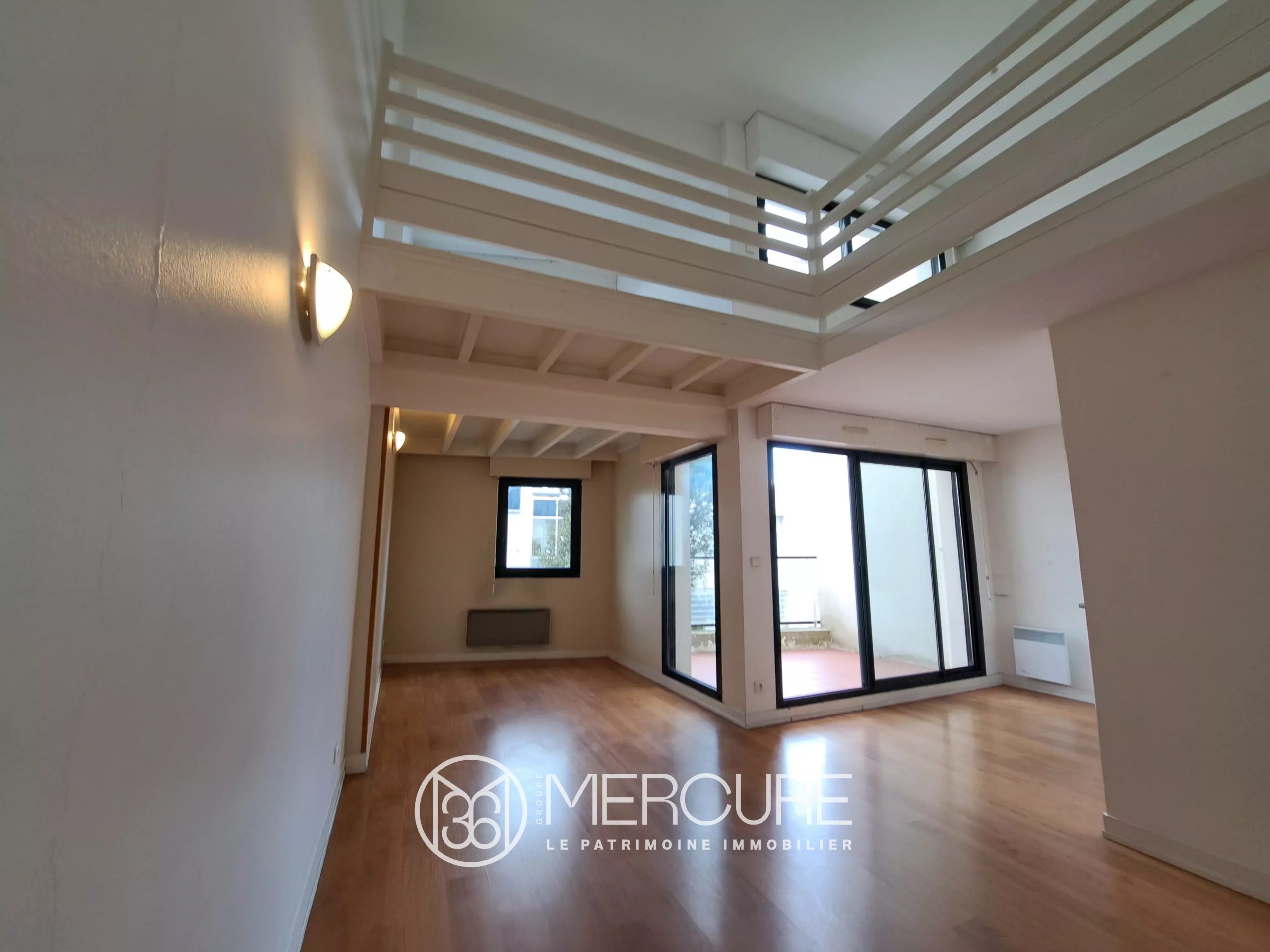APPARTEMENT T4 EN DUPLEX AVEC TERRASSE ET GARAGE - 10219PO