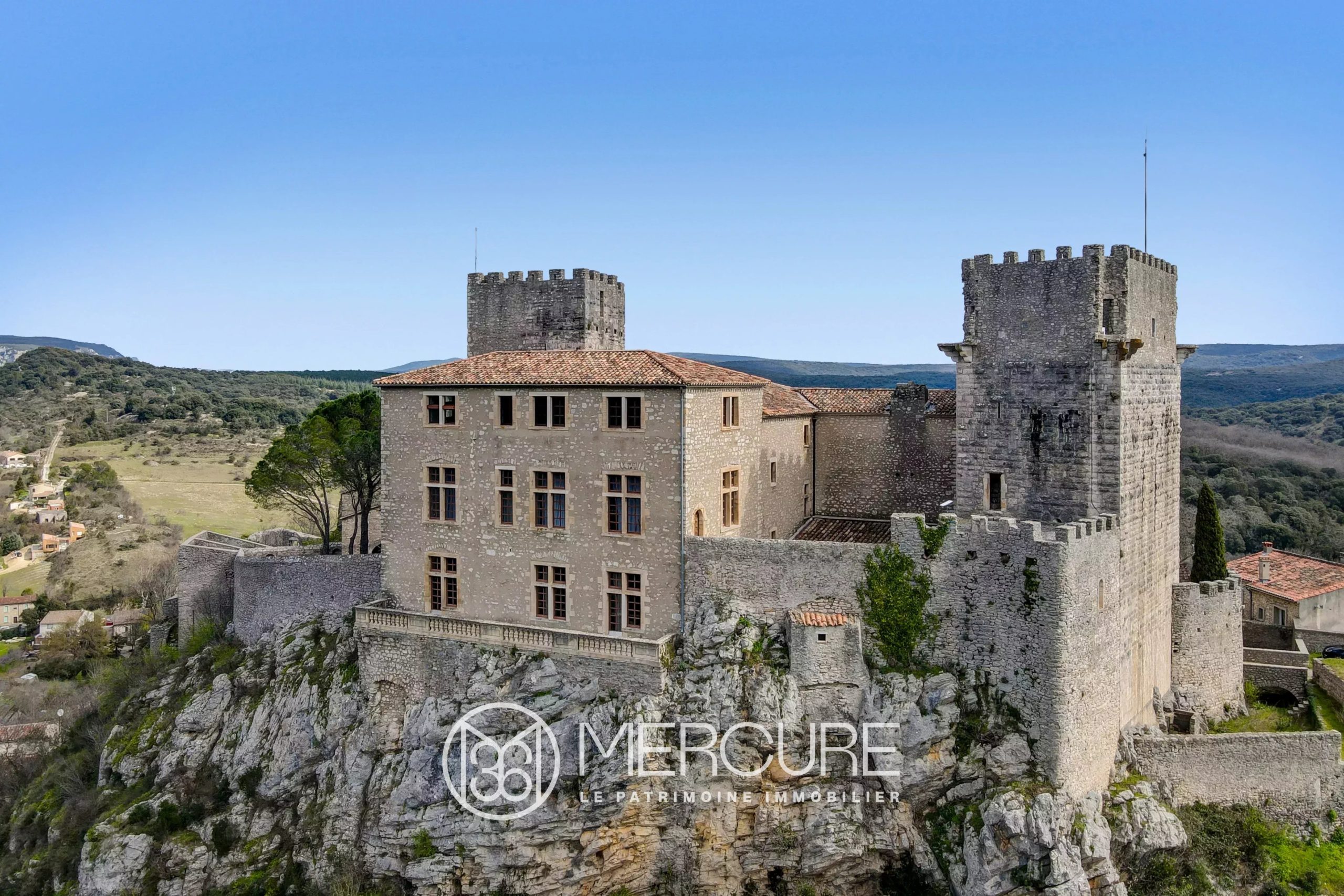 HERAULT 40 MINUTES NORD MONTPELLIER CHATEAU DE BRISSAC ORIGINE XIIème ET SES DEPENDANCES - 20651LR