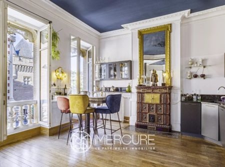 EXCEPTIONAL 6-ROOM APARTMENT - 9260TS