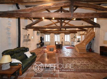 GUEST HOUSE IN THE HEART OF A MEDIEVAL TOWN - 9279TS