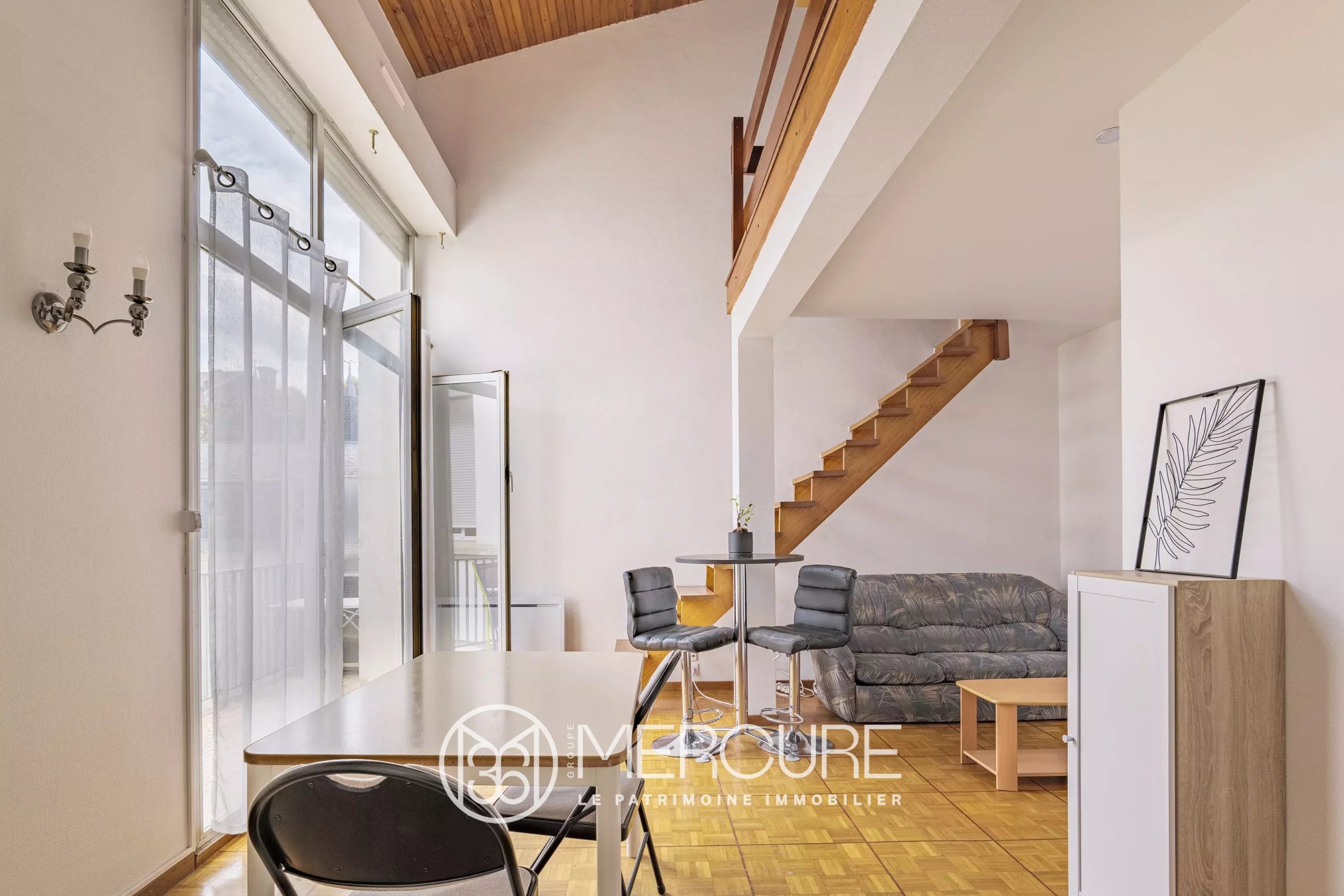APPARTEMENT T2 HYPER CENTRE – CALME ET LUMINEUX - 9209TS