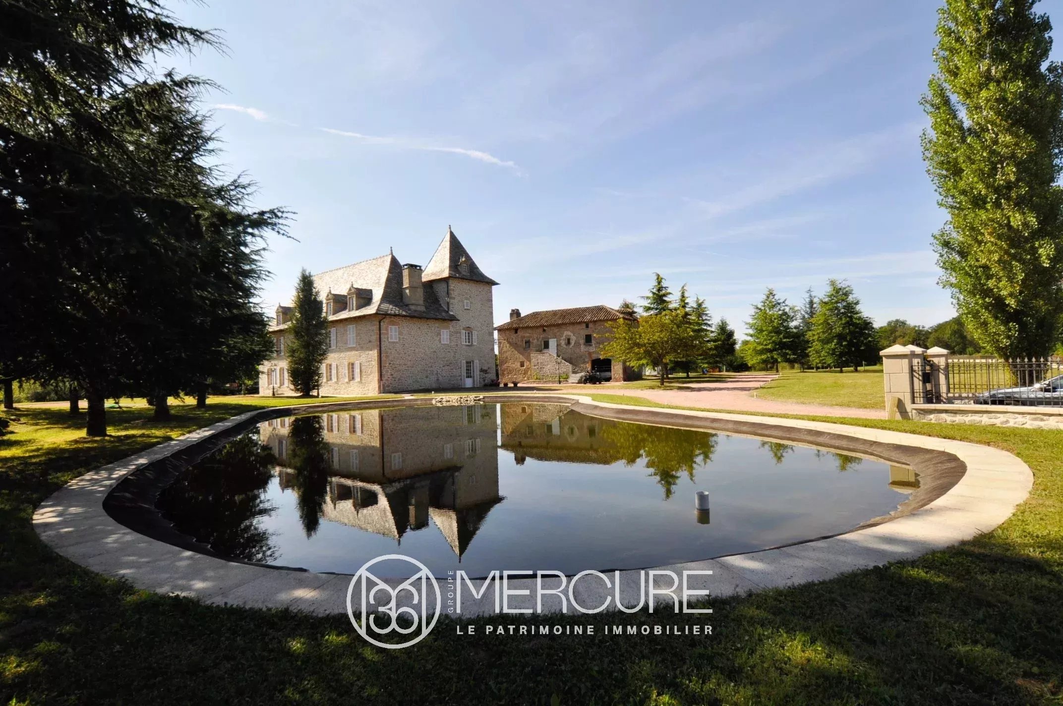 MANOIR 18EME RESTAURE, MAISON DE GARDIEN, PARC - 9051TS