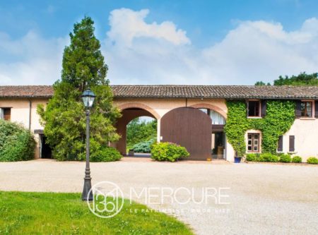 CHATILLON – 19th-Century Bressan Farmhouse on 5.8 ha — Exceptional Estate - 5014LY