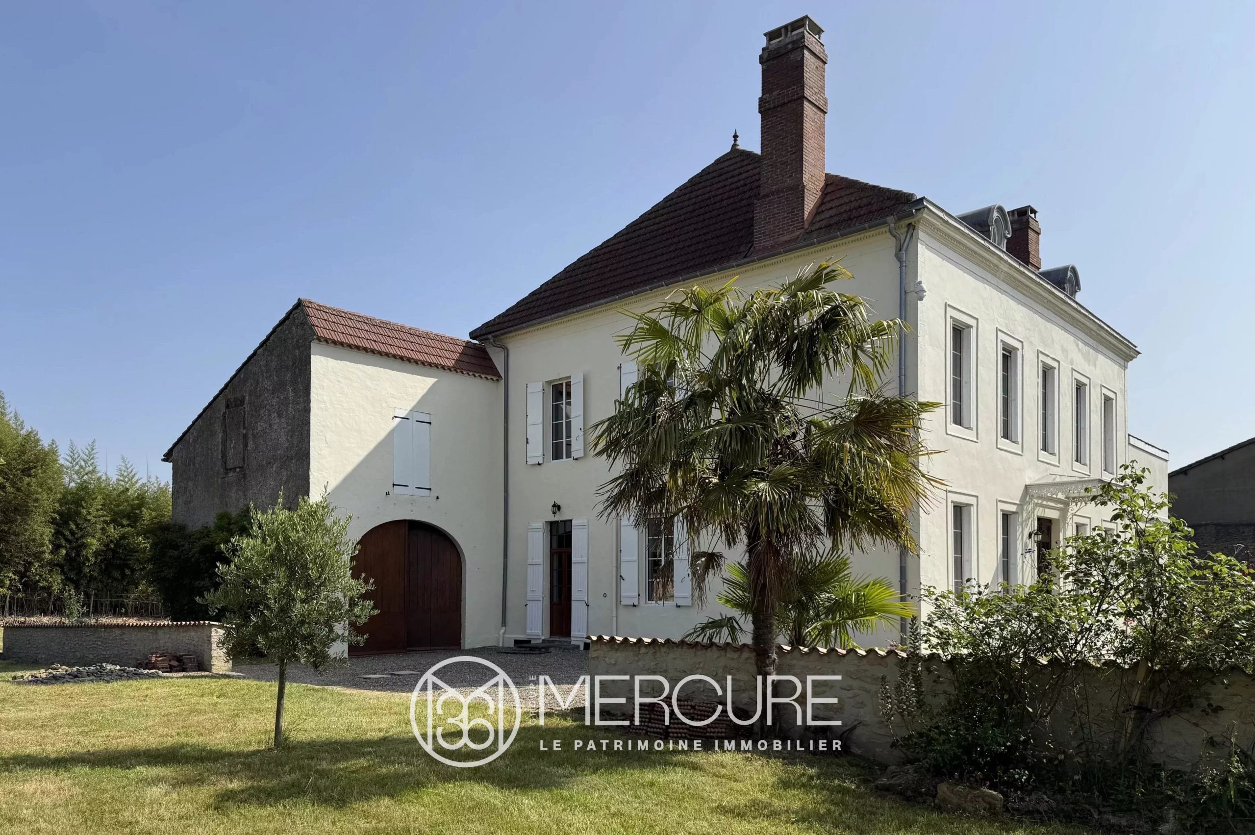 TRÈS BELLE MAISON BOURGEOISE EN VILLE - 9239TS