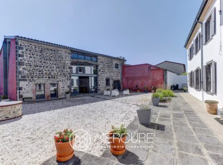 Propriété de charme aux portes de Clermont-Ferrand- 10min aéroport Aulnat et A71 - 21305AU
