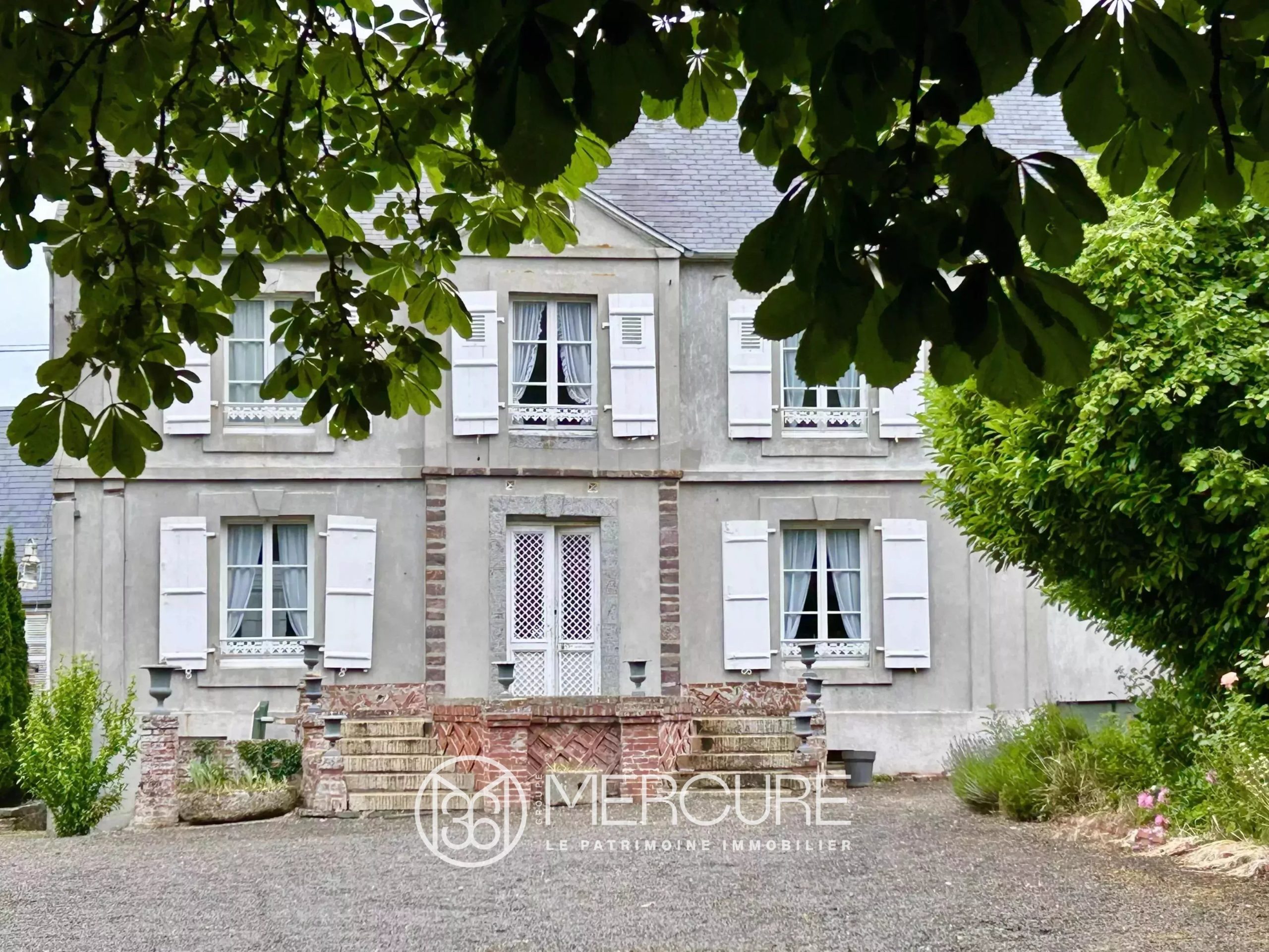 Calvados, Manor in the Heart of a Village - 21297NO