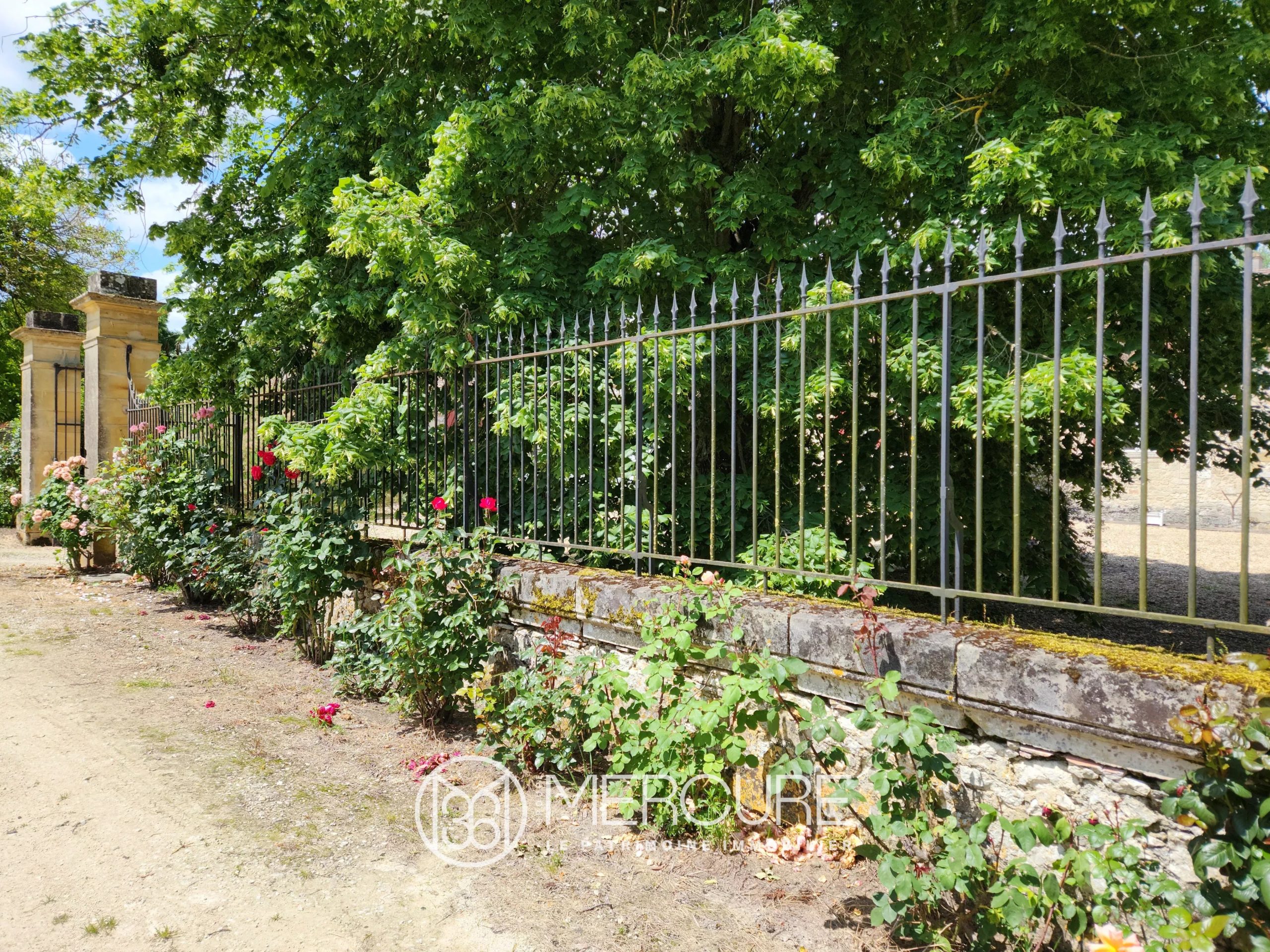 Bergerac, superbe Chartreuse sur 30 ha - 900984bx