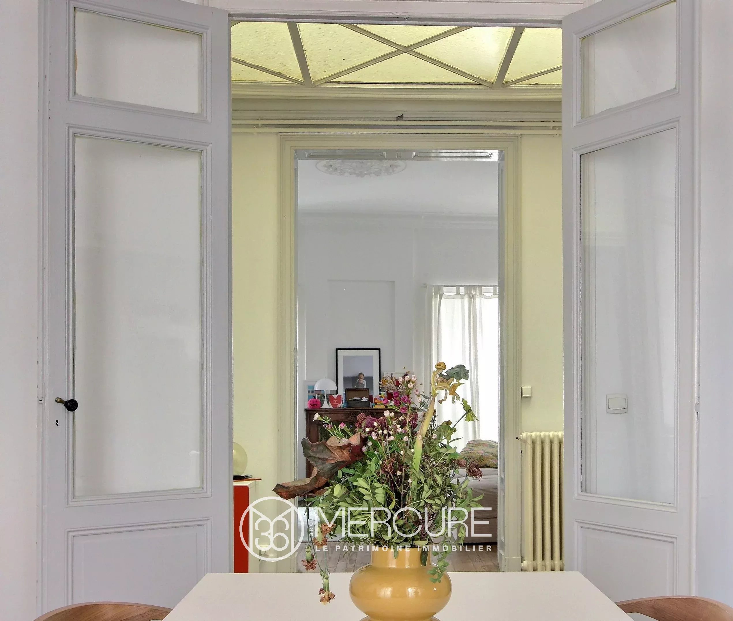 BORDEAUX CENTRE – GRAND APPARTEMENT AVEC 3 CHAMBRES. - 901084bxA