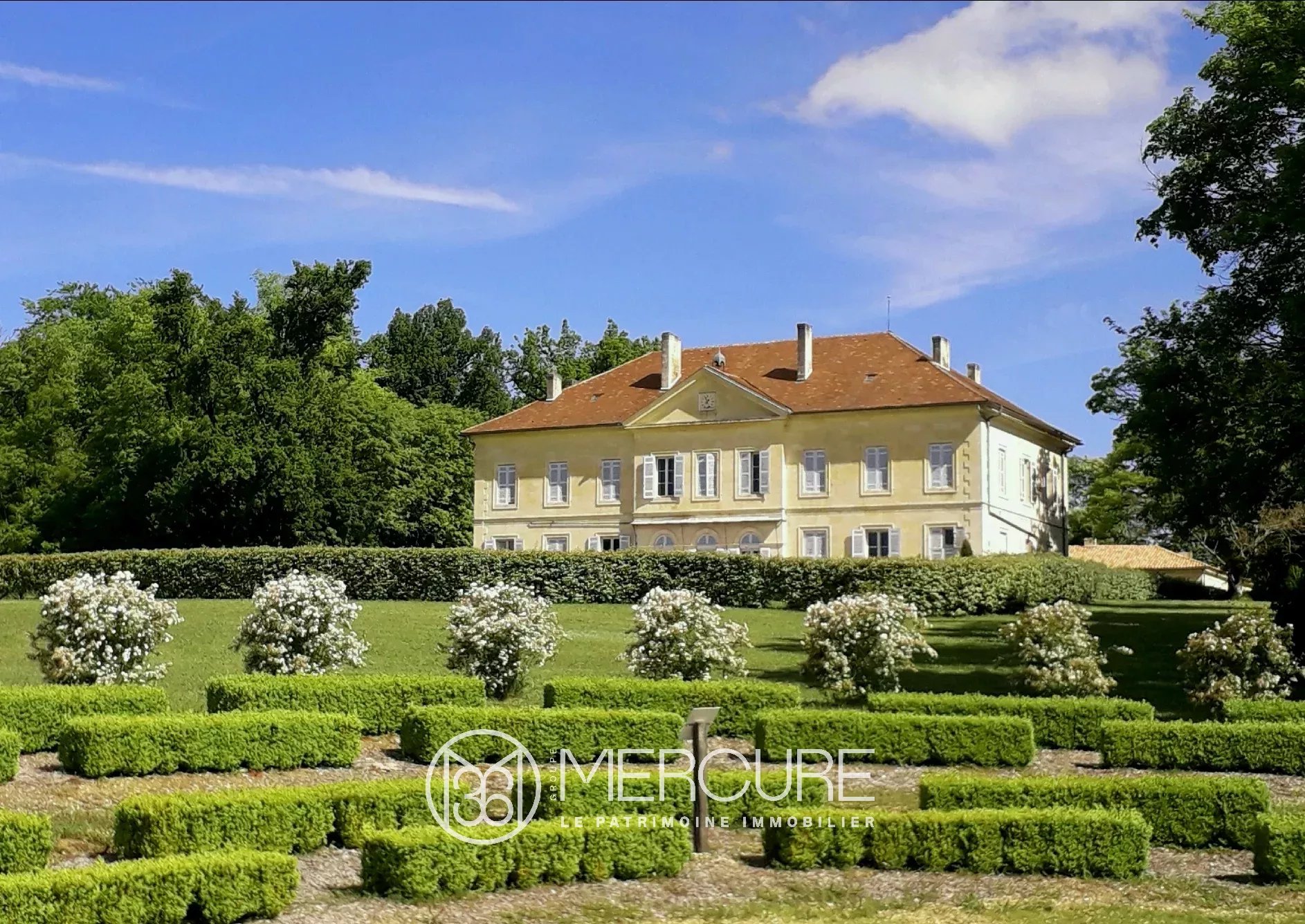 PÉRIGUEUX – CHÂTEAU XIXEME – JARDIN D&rsquo;EXCEPTION - 900655bx