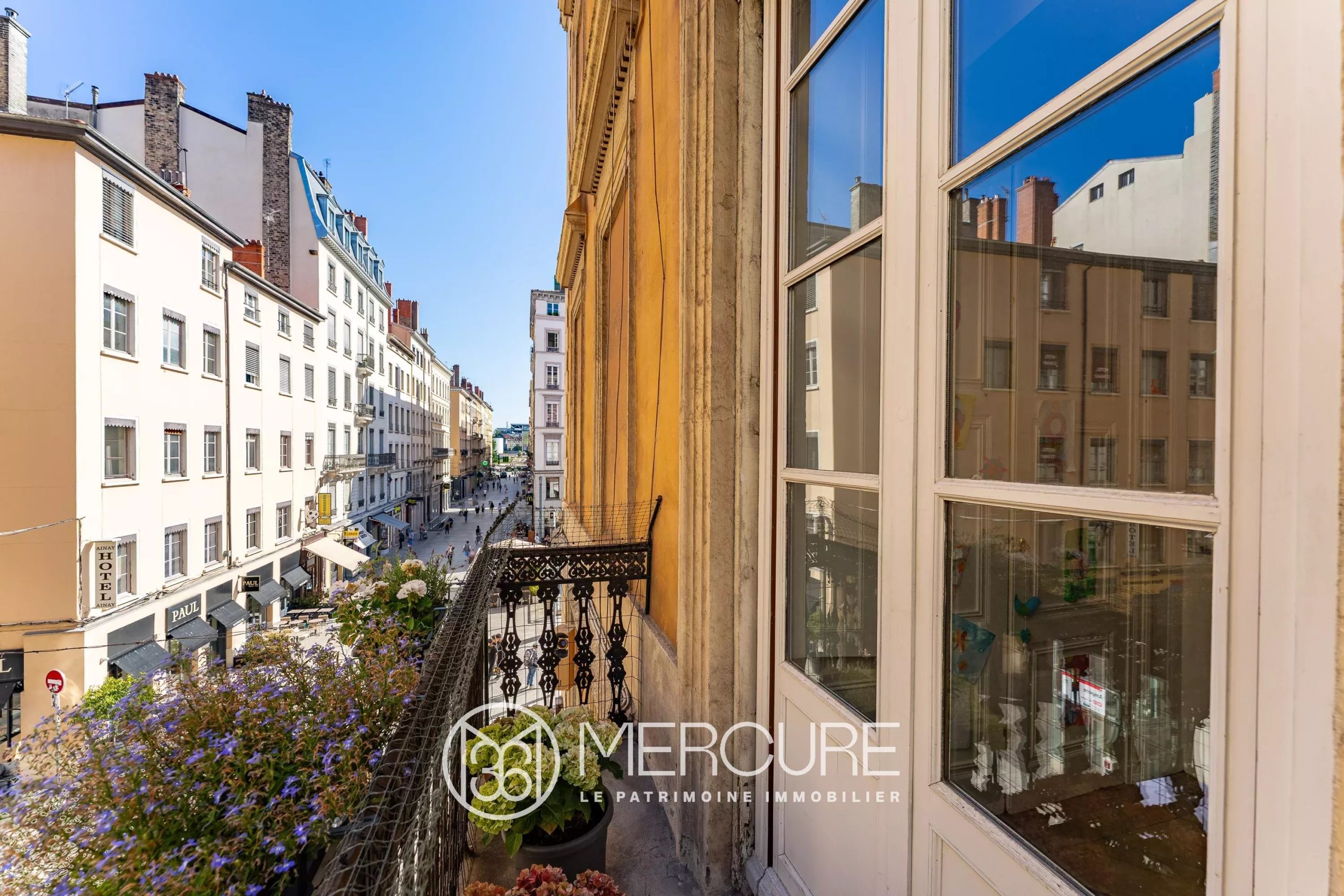 LYON 2ème – AINAY – Appartement de 196 m² avec balcons - 4975LY