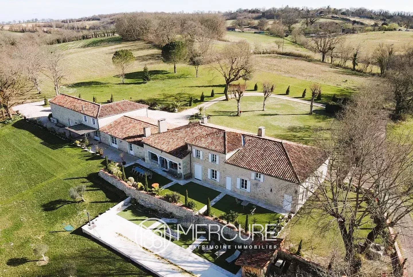 GERS – CONDOM – BELLE CHARTREUSE – PISCINE DE NAGE – 6HA - 9147TS