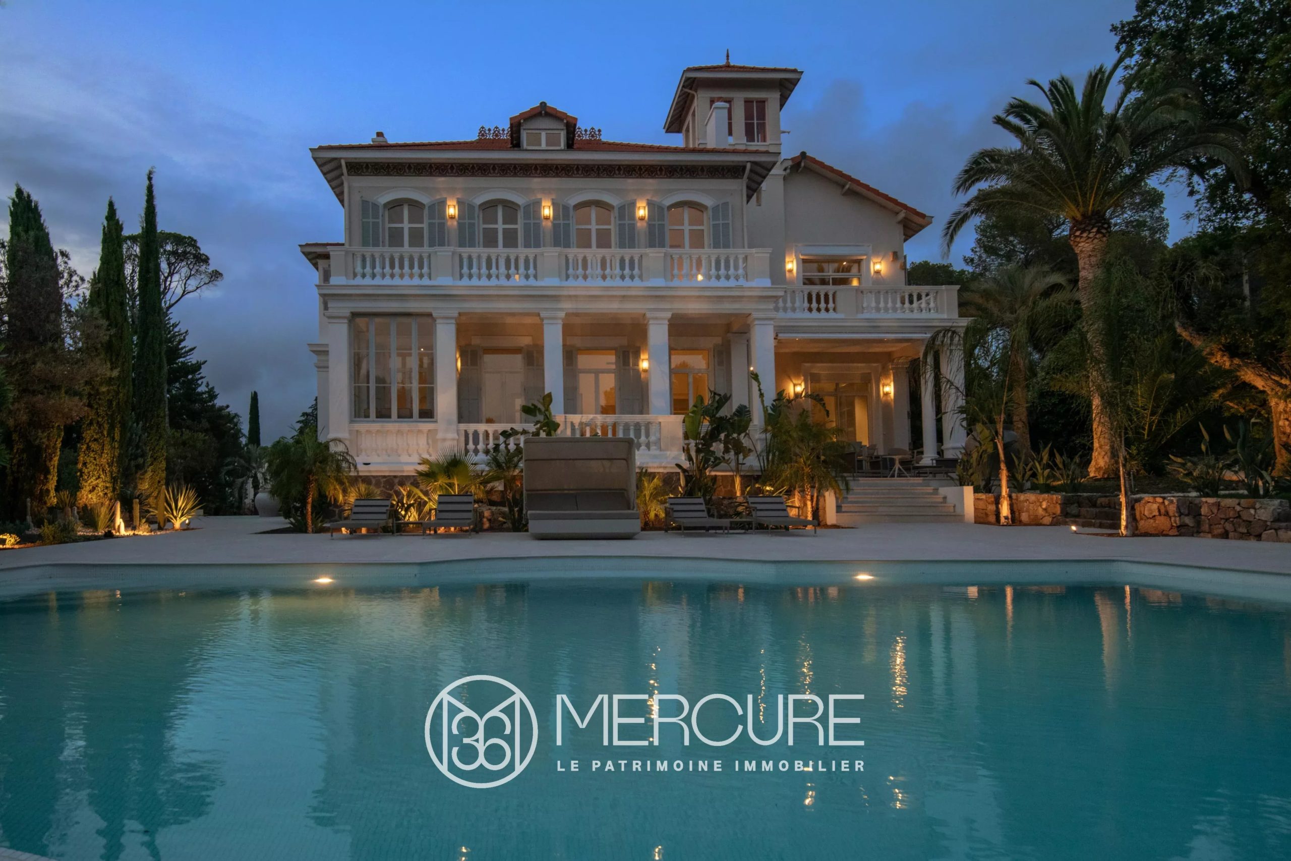 SPLENDIDE DEMEURE BELLE ÉPOQUE PROCHE GOLFS ET COMMERCES - 21493CA