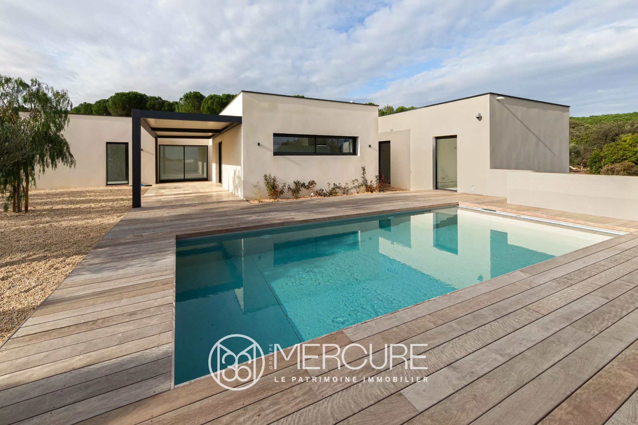 Magnifique Demeure Contemporaine entre Nimes et Montpellier - 21508LR