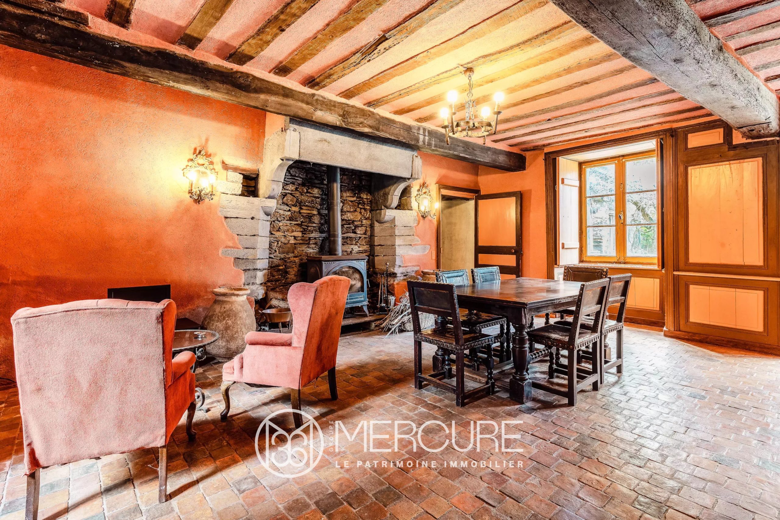 Exclusivité, Aux portes de La Gacilly, Manoir du XVe siècle, dépendances et sa chapelle - 21182BR