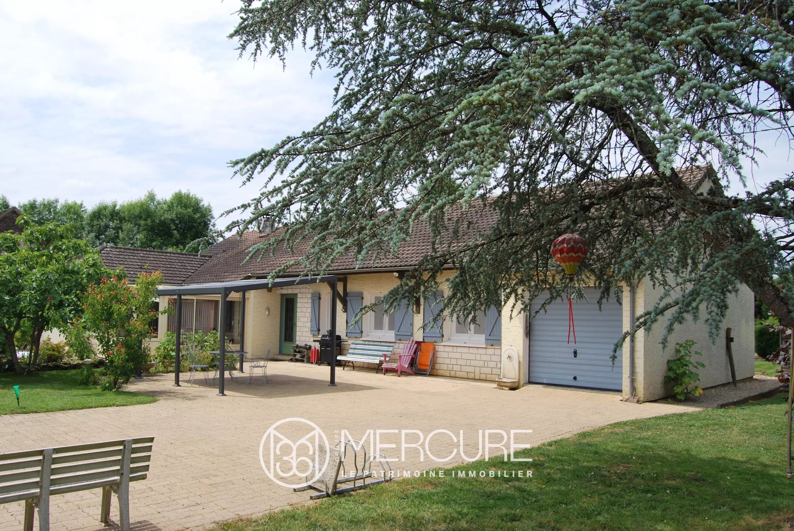 BELLE PROPRIETE AVEC ETANG SUR 6591m². - 10161MO