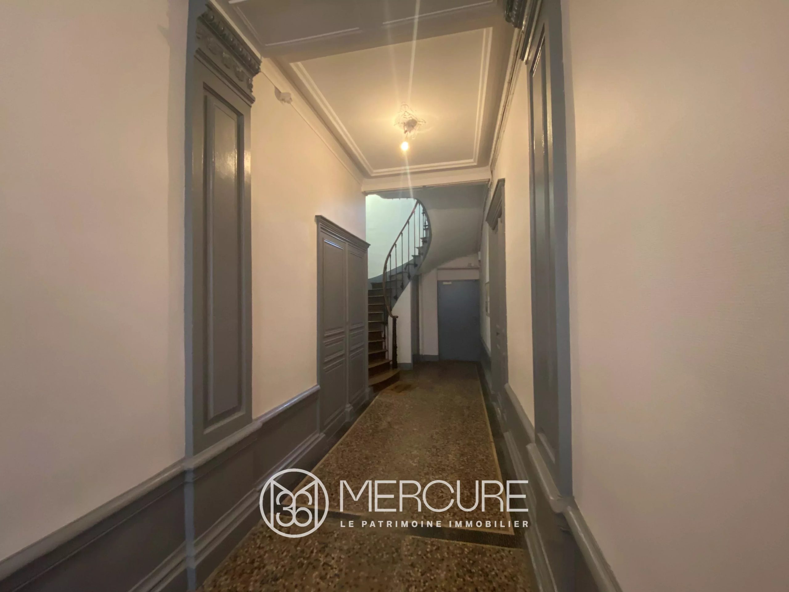 APPARTEMENT T3 RÉNOVÉ A POITIERS CENTRE - 9813po