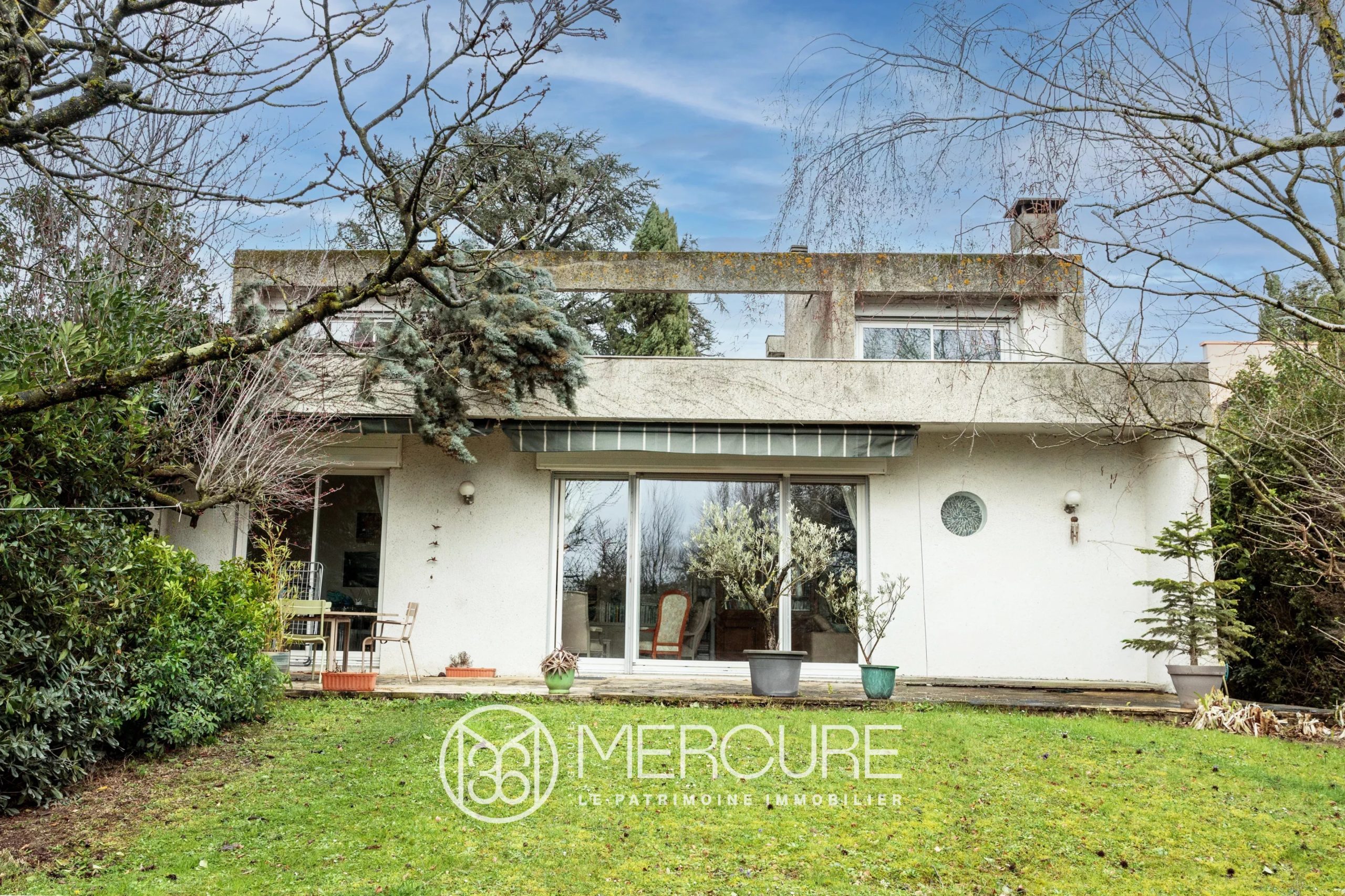 MAISON D&rsquo;ARCHITECTE – GARAGE- PISCINE - 9306TS